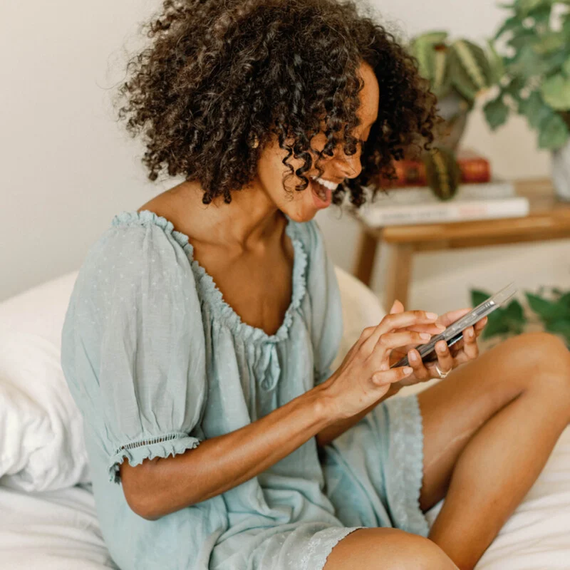 the digital detox challenge-unplugging-is-the-new-glow-up