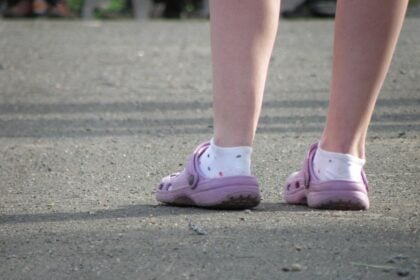crocs-trend-2025