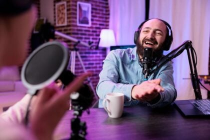 de-influencing,-tiktok-creators,-anti-haul-trends