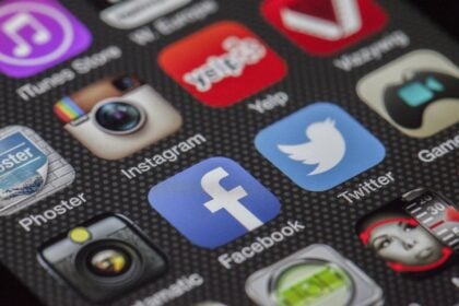 social commerce, Facebook Shops, Instagram marketplace