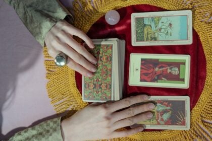 tiktok tarot astrology trend