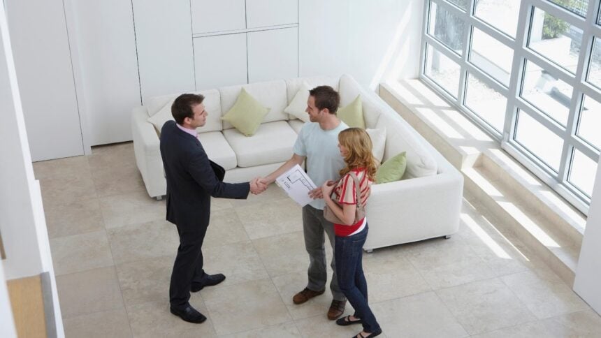 Make Money Hosting Travelers in Your Spare Room
