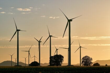 Renewable Microgrids: How Neighborhoods Are Becoming Self-Sufficient | BigTrending